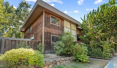 Centrally Located Downtown Palo Alto Crescent Park Townhouse