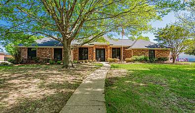406 Augusta Circle