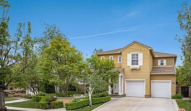 26841 Greenleaf Ct