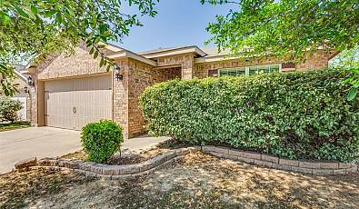 716 Lazy Crest Drive