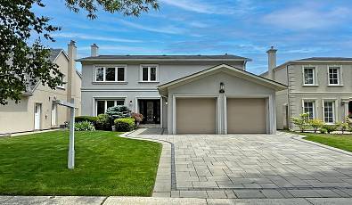 Luxurious Renovated Detached Home in Winfields Estates