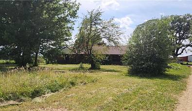 Ranch on 19.32 Acres M/L